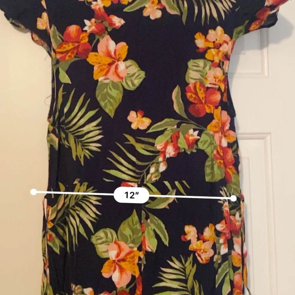 Navy tropical Floral Sheath Maxi Dress with Cap Sleeves - Picture 5 of 5